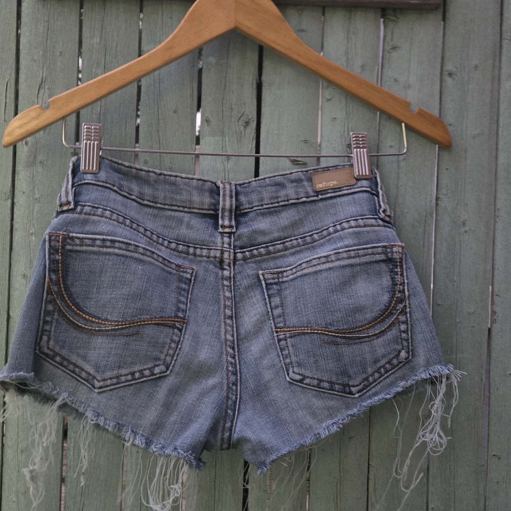 Refuge Blue Jean Shorts Distressed Cutoff Casual - Picture 2 of 3